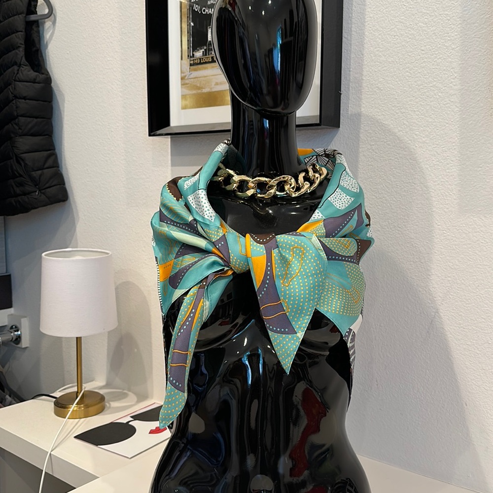 Pineda Covalin silk wrap